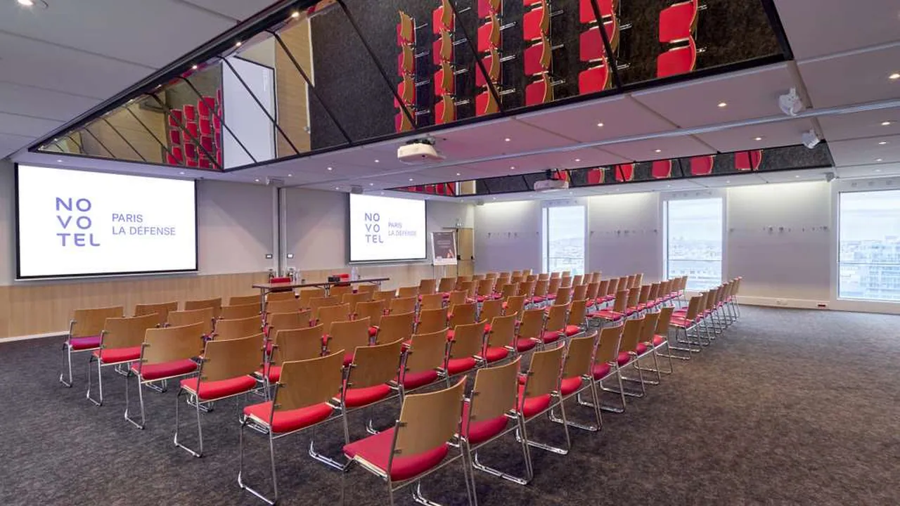 Novotel Paris La Defense Esplanade